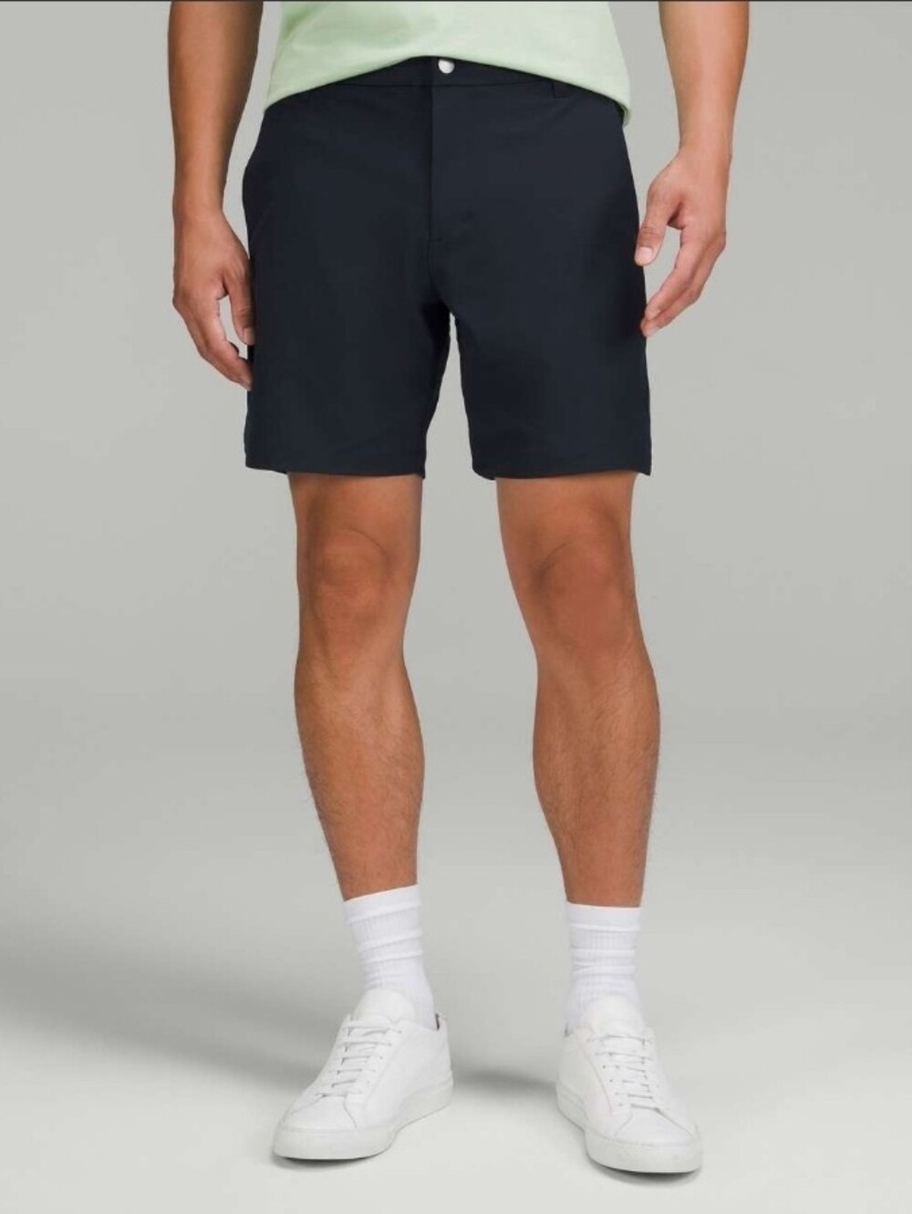 Lululemon Commission Classic-Fit Short 7" Warpstreme Men's Size 34 Navy